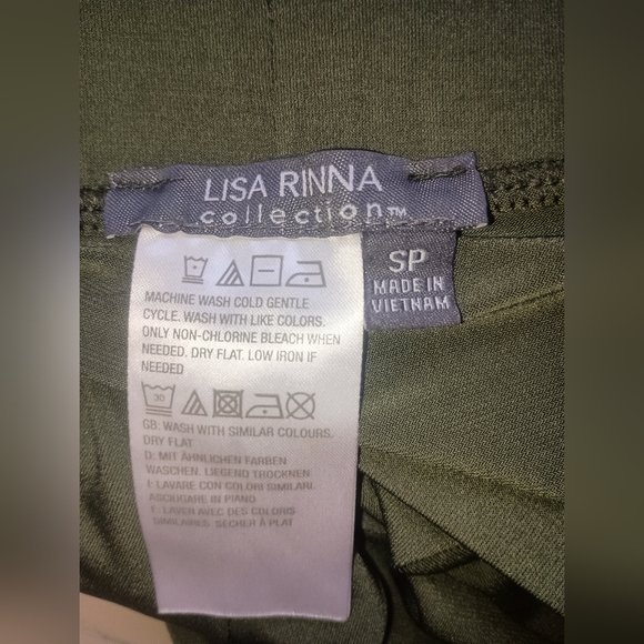 Lisa Rinna Collection Olive Capris - Picture 5 of 5
